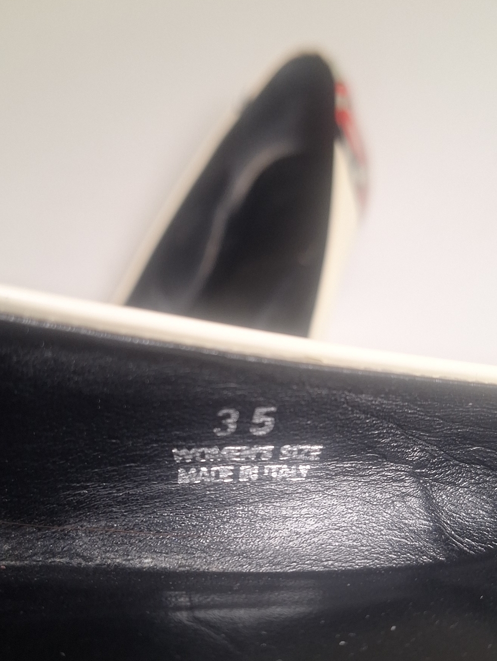 ROGER VIVIER 'Gommette Love Tattoo' Ballet Flats - Women's Size EU 35 - Picture 11 of 16